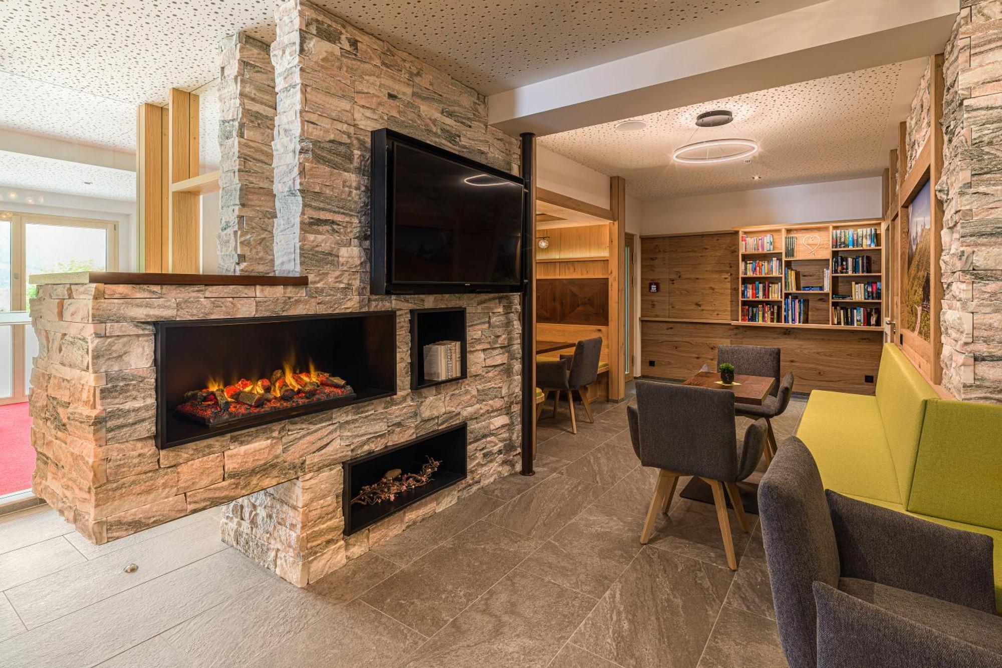 Landhotel Kirchenwirt 운켄 외부 사진