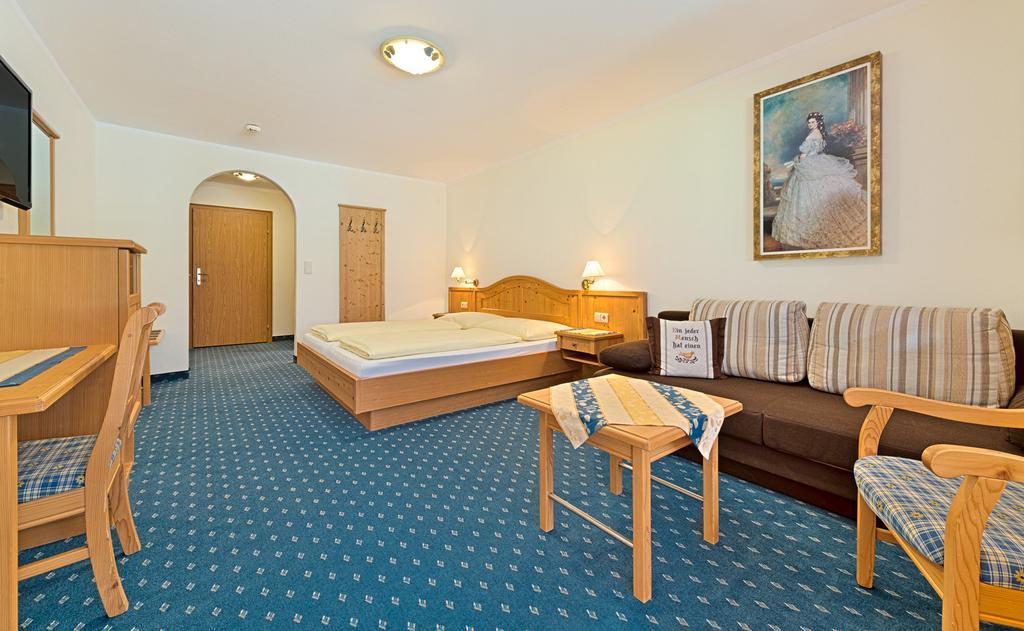 Landhotel Kirchenwirt 운켄 외부 사진