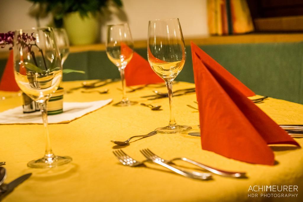 Landhotel Kirchenwirt 운켄 외부 사진