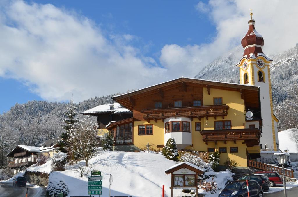 Landhotel Kirchenwirt 운켄 외부 사진